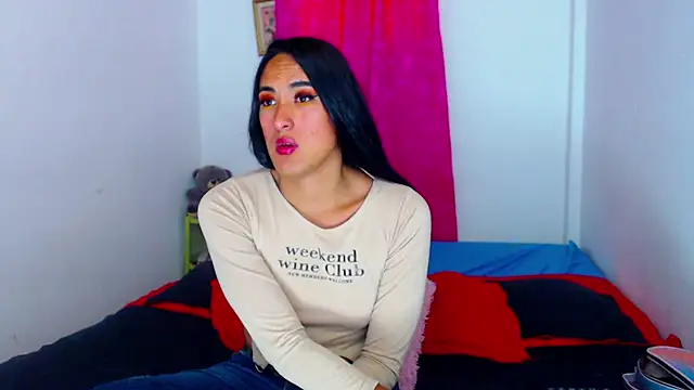 Snapshot of misss_estrella chatting on February 17, 2026, 4:13 pm misss estrella online show from February 17, 2026, 4:13 pm