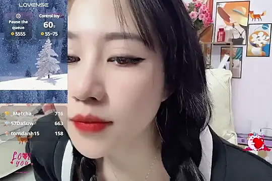 Snapshot of _LLisa_ chatting on February 10, 2025, 8:31 pm LLisa online show from February 10, 2025, 8:31 pm