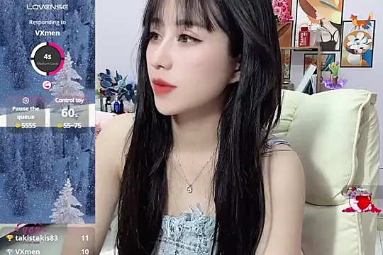 Snapshot of _LLisa_ chatting on February 16, 2025, 9:05 pm LLisa online show from February 16, 2025, 9:05 pm