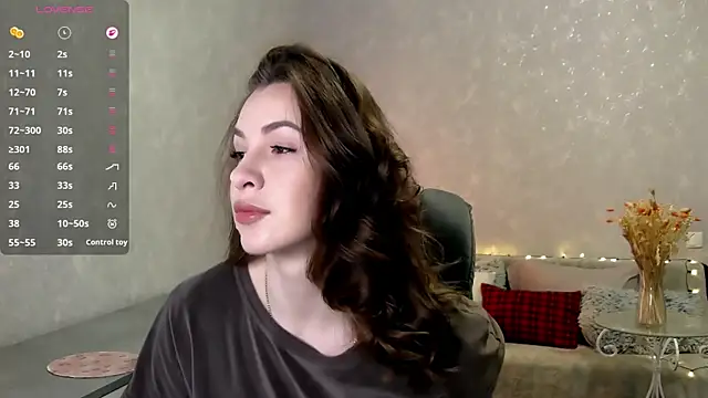 Naughty  Megan online show from May 12, 2026, 4:53 am