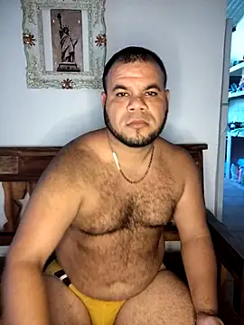 Snapshot of Evert_hairyboy chatting on September 14, 2025, 5:34 pm Evert hairyboy online show from September 14, 2025, 5:34 pm