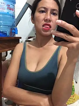 2HotAsain4u online show from January 5, 2025, 2:41 pm