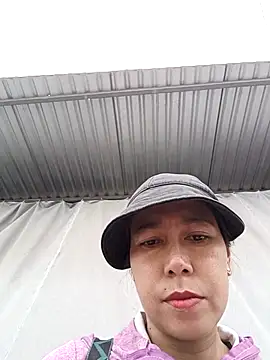 2HotAsain4u online show from October 21, 2025, 1:50 am