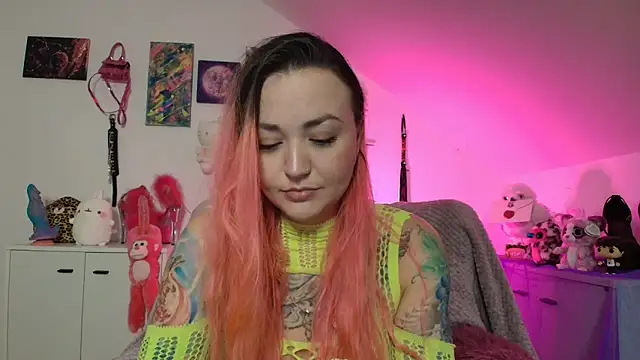 PinkHurricaneOfficial online show from October 30, 2025, 4:08 pm