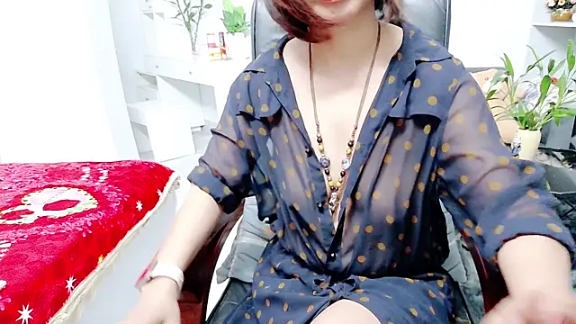 Miu-Le online show from May 24, 2026, 6:29 am