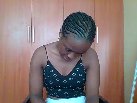 sexy darleen23 online show from November 28, 2025, 8:39 am