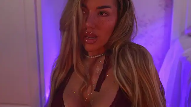 Snapshot of ClaraHazel chatting on January 17, 2026, 5:34 am ClaraHazel online show from January 17, 2026, 5:34 am