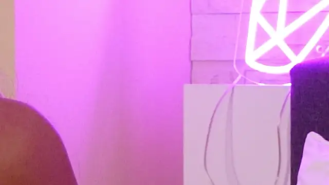 Snapshot of ClaraHazel chatting on February 19, 2026, 2:51 am ClaraHazel online show from February 19, 2026, 2:51 am