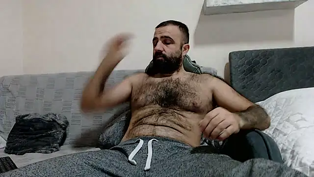 Snapshot of ivat80 chatting on December 11, 2024, 5:10 am ivat80 online show from December 11, 2024, 5:10 am