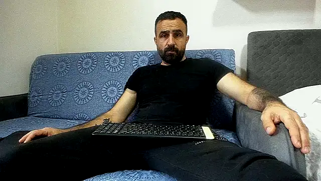 ivat80 online show from November 15, 2025, 7:16 am