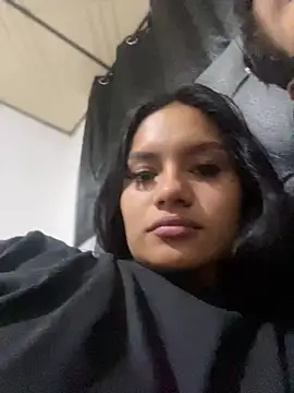 Riana Kean online show from February 1, 2025, 5:49 am