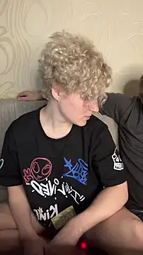 MrMrsRight online show from March 12, 2025, 7:06 pm