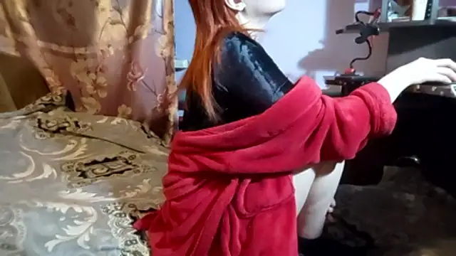 Snapshot of _Kitti_ chatting on January 6, 2026, 5:44 am Kitti online show from January 6, 2026, 5:44 am