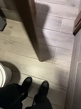 Snapshot of Black-mamba-madingo chatting on January 9, 2026, 10:51 am Black-mamba-madingo online show from January 9, 2026, 10:51 am