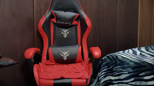 HAIRY ARAB SULTAN online show from January 2, 2025, 8:13 pm