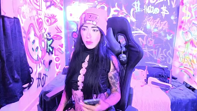 Snapshot of chaymae_nah_ chatting on April 29, 2026, 3:10 am chaymae nah online show from April 29, 2026, 3:10 am