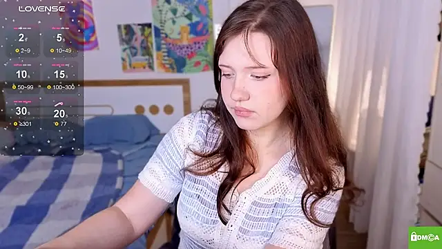 HanahCute online show from November 18, 2025, 10:36 pm