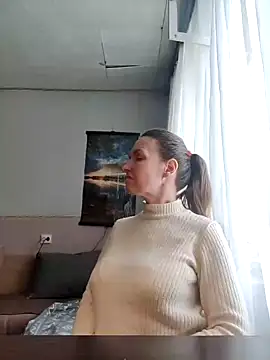Snapshot of Evelina_cute chatting on February 11, 2025, 11:43 am Evelina cute online show from February 11, 2025, 11:43 am
