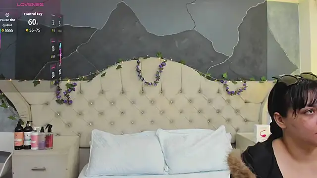 AmberGreyy  online show from February 7, 2026, 1:37 pm