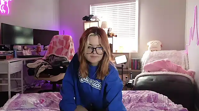 Snapshot of rodeobrii chatting on January 13, 2025, 5:23 pm rodeobrii online show from January 13, 2025, 5:23 pm