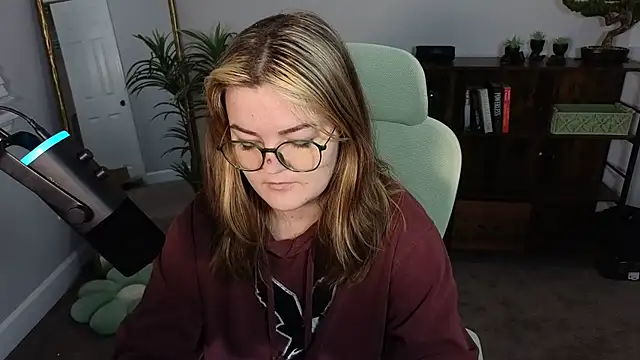 Snapshot of rodeobrii chatting on September 22, 2025, 2:24 am rodeobrii online show from September 22, 2025, 2:24 am