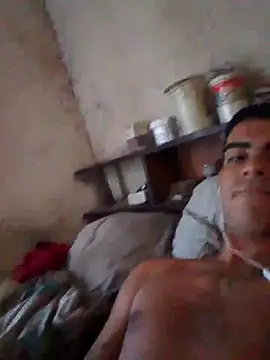 Snapshot of elruso2929 chatting on October 26, 2025, 7:31 pm elruso2929 online show from October 26, 2025, 7:31 pm