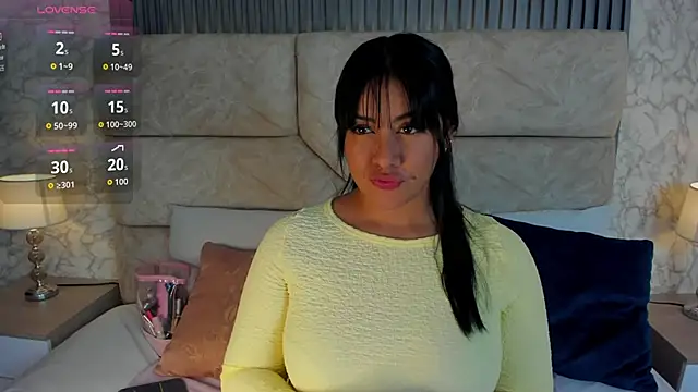 amatista  smith online show from November 21, 2025, 8:40 pm