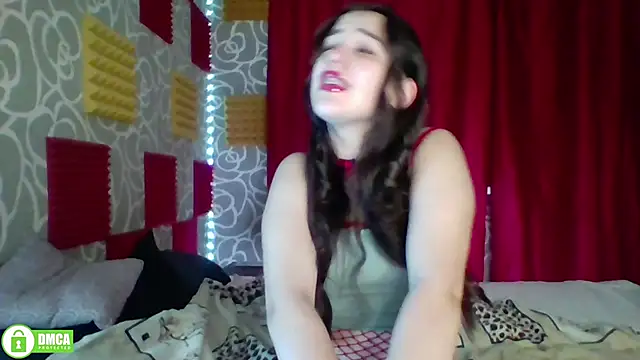 Snapshot of the_princese chatting on December 7, 2024, 8:27 pm the princese online show from December 7, 2024, 8:27 pm