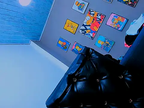 nathasha-hotts online show from July 3, 2026, 8:04 pm