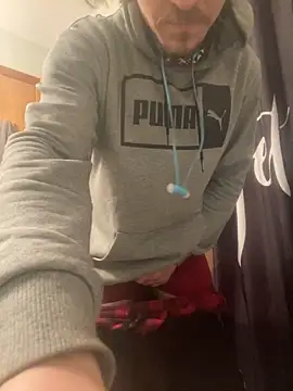 Lilsmokeshow017 online show from February 4, 2025, 11:16 am