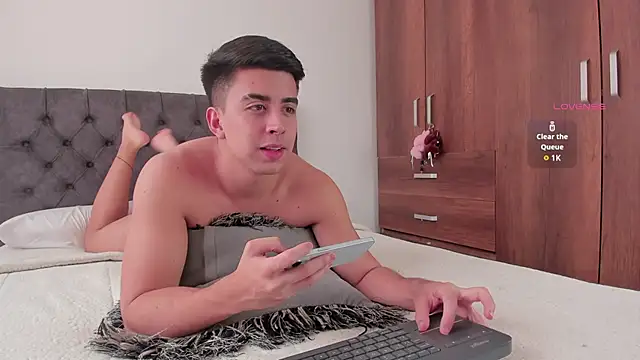 Snapshot of jordanmuskk chatting on October 7, 2025, 4:59 pm jordanmuskk online show from October 7, 2025, 4:59 pm