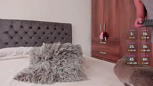 Snapshot of jordanmuskk chatting on October 20, 2025, 8:42 pm jordanmuskk online show from October 20, 2025, 8:42 pm