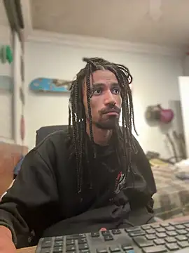 Snapshot of hotcamboy420 chatting on January 11, 2025, 6:56 am hotcamboy420 online show from January 11, 2025, 6:56 am