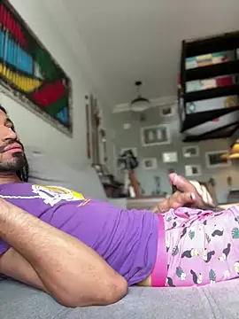 Snapshot of hotcamboy420 chatting on January 27, 2025, 6:09 pm hotcamboy420 online show from January 27, 2025, 6:09 pm