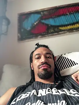 Snapshot of hotcamboy420 chatting on February 19, 2025, 6:54 pm hotcamboy420 online show from February 19, 2025, 6:54 pm