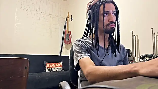 Snapshot of hotcamboy420 chatting on October 23, 2025, 4:34 am hotcamboy420 online show from October 23, 2025, 4:34 am