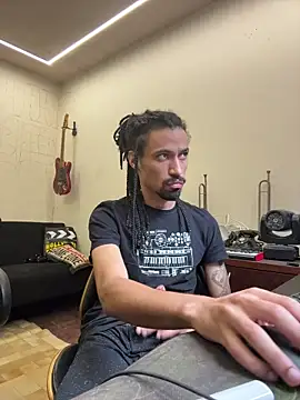 Snapshot of hotcamboy420 chatting on October 27, 2025, 5:17 pm hotcamboy420 online show from October 27, 2025, 5:17 pm