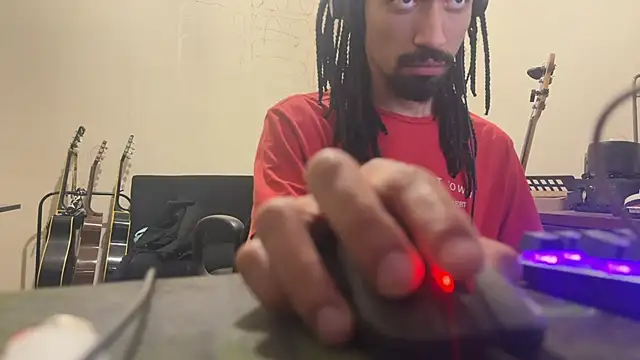 Snapshot of hotcamboy420 chatting on October 31, 2025, 6:25 am hotcamboy420 online show from October 31, 2025, 6:25 am