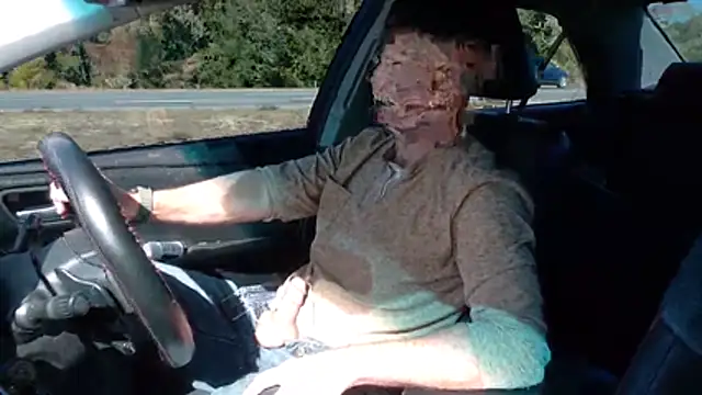 Snapshot of allenspuninfla chatting on February 6, 2026, 7:28 pm allenspuninfla online show from February 6, 2026, 7:28 pm