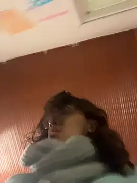 karlamorris  online show from March 17, 2026, 1:03 pm