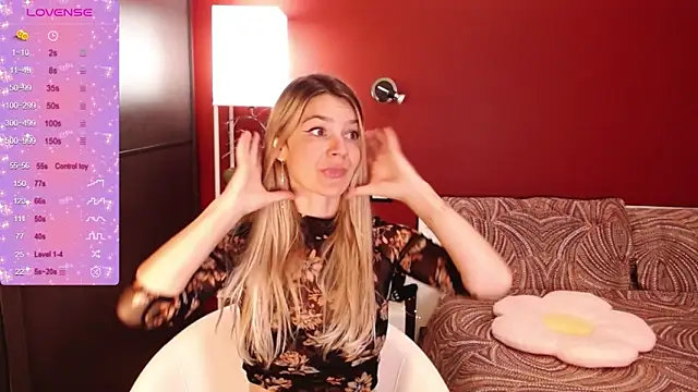 Snapshot of sexy_blondegirl chatting on December 17, 2024, 3:39 pm sexy blondegirl online show from December 17, 2024, 3:39 pm