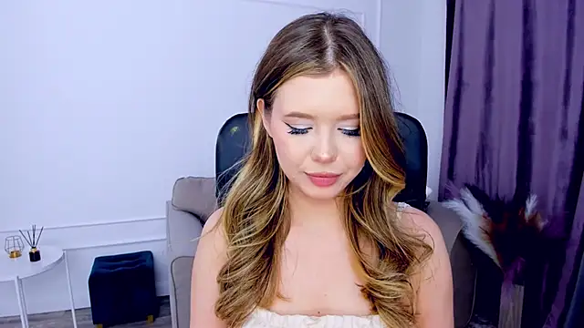 Snapshot of FollowLovee chatting on January 18, 2025, 10:39 pm FollowLovee online show from January 18, 2025, 10:39 pm