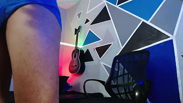 MagnusFrost online show from November 14, 2025, 4:00 am