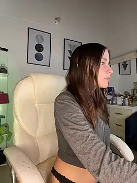 LynnSam  online show from January 26, 2025, 8:23 pm