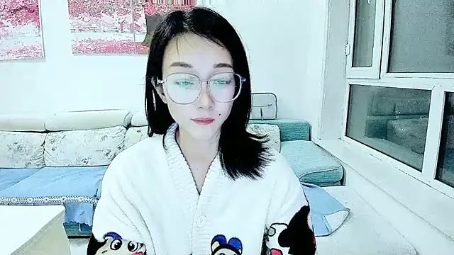 Snapshot of NIAN-er chatting on November 2, 2025, 2:41 pm NIAN-er online show from November 2, 2025, 2:41 pm