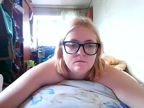 DesireMelissa online show from October 9, 2025, 7:39 am