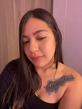 Latina vanessa online show from January 22, 2025, 12:16 am