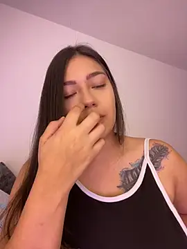 Latina vanessa online show from February 28, 2025, 11:56 pm