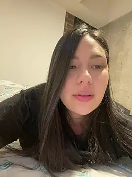 Latina vanessa online show from April 25, 2026, 4:04 am