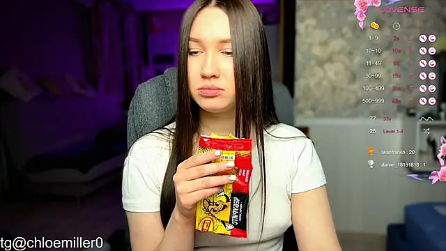 ChloeMillerMeow online show from January 28, 2025, 10:01 pm